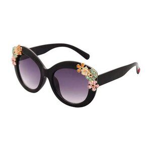 Betsey Johnson Women's Garden Party Sunglasses Round, Black, 141 mm